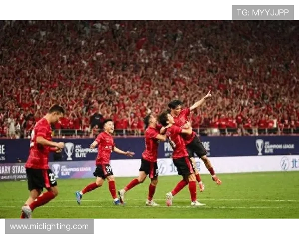 国家队力克强敌晋级在望球迷热议新生代崛起赛季前景引发关注